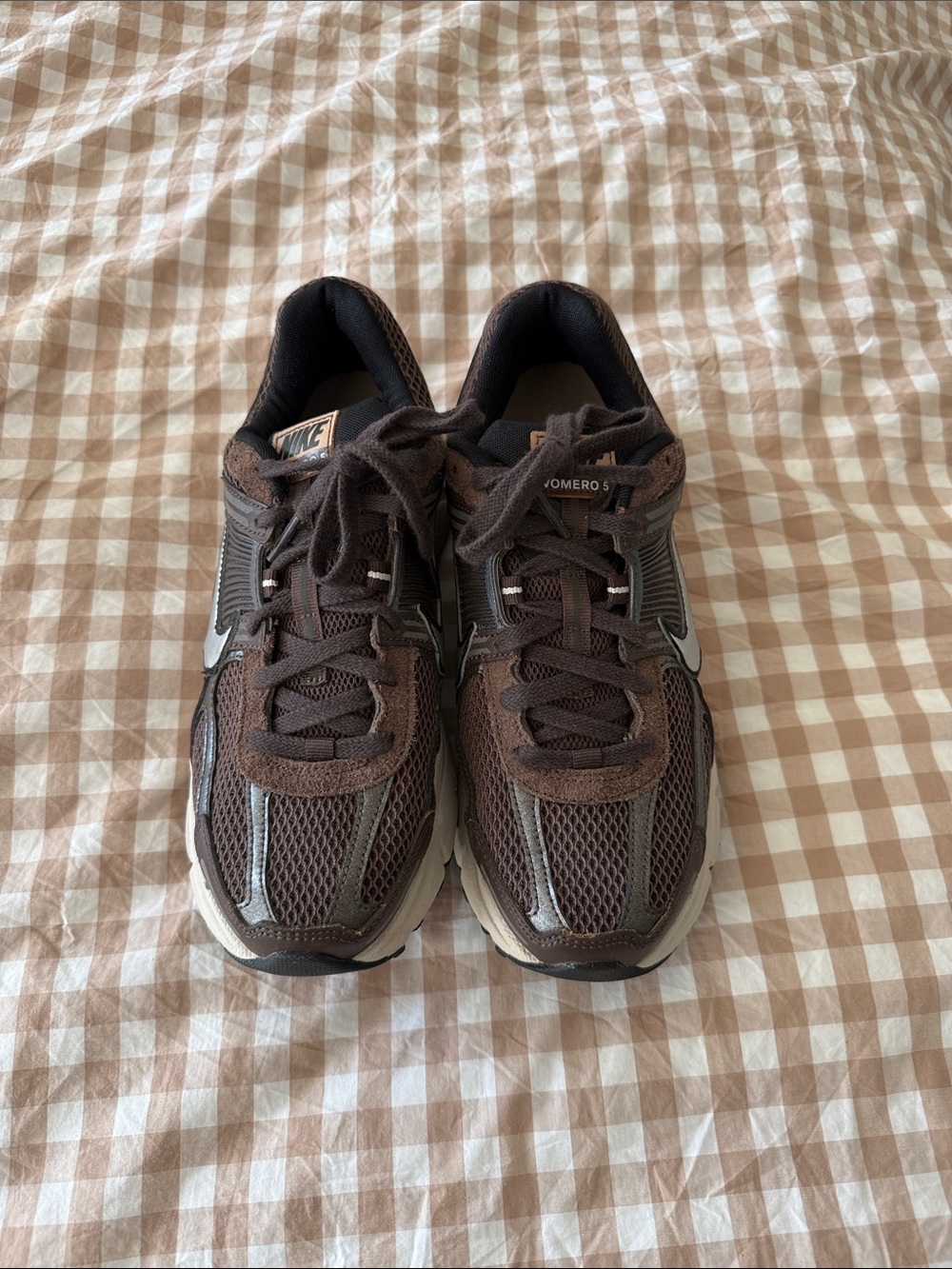 Nike Women’s Vomero 5 Brown Mesh Running Sneakers
